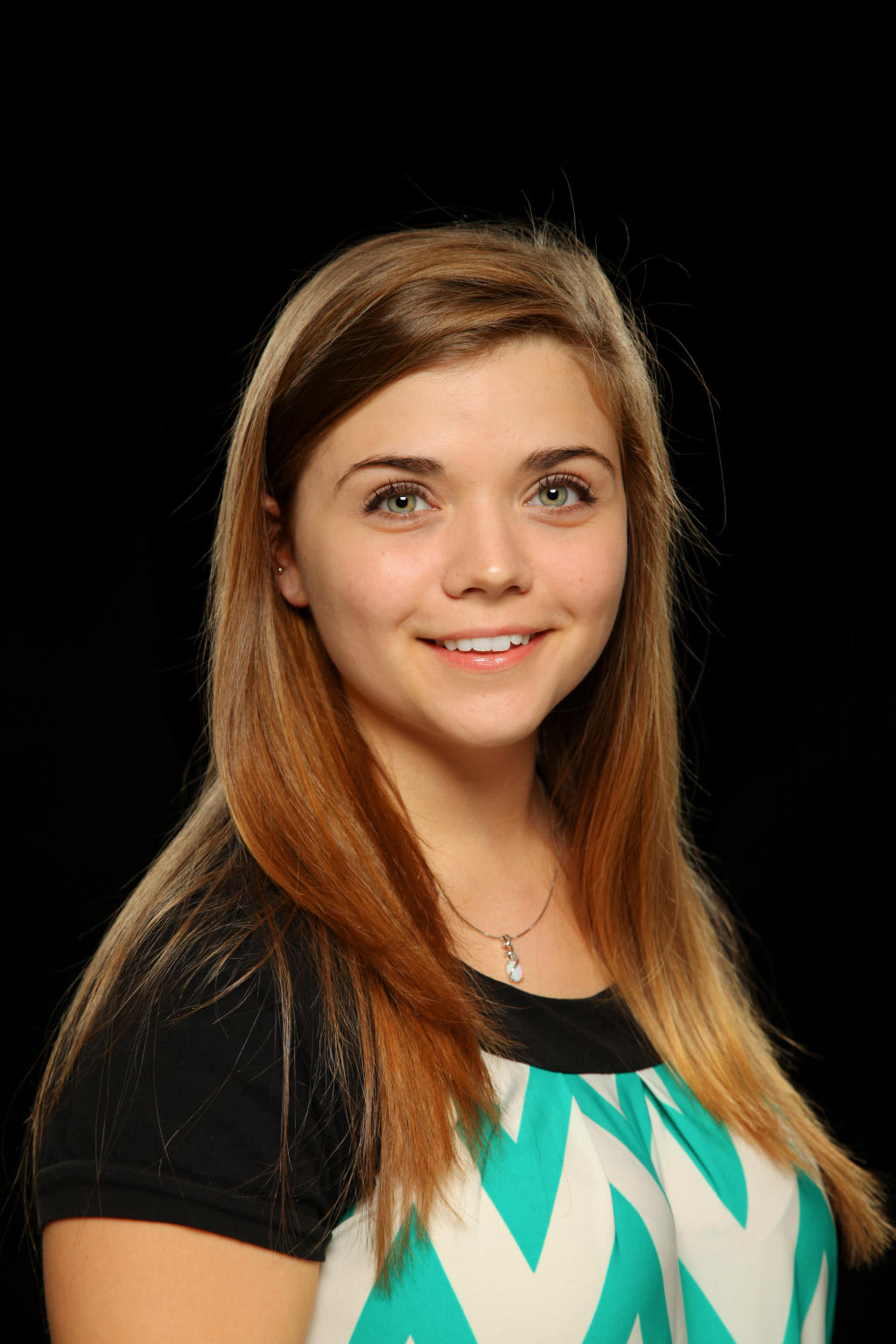 Alexandra Wetmore Serves as Student Teacher at Mauldin Middle School