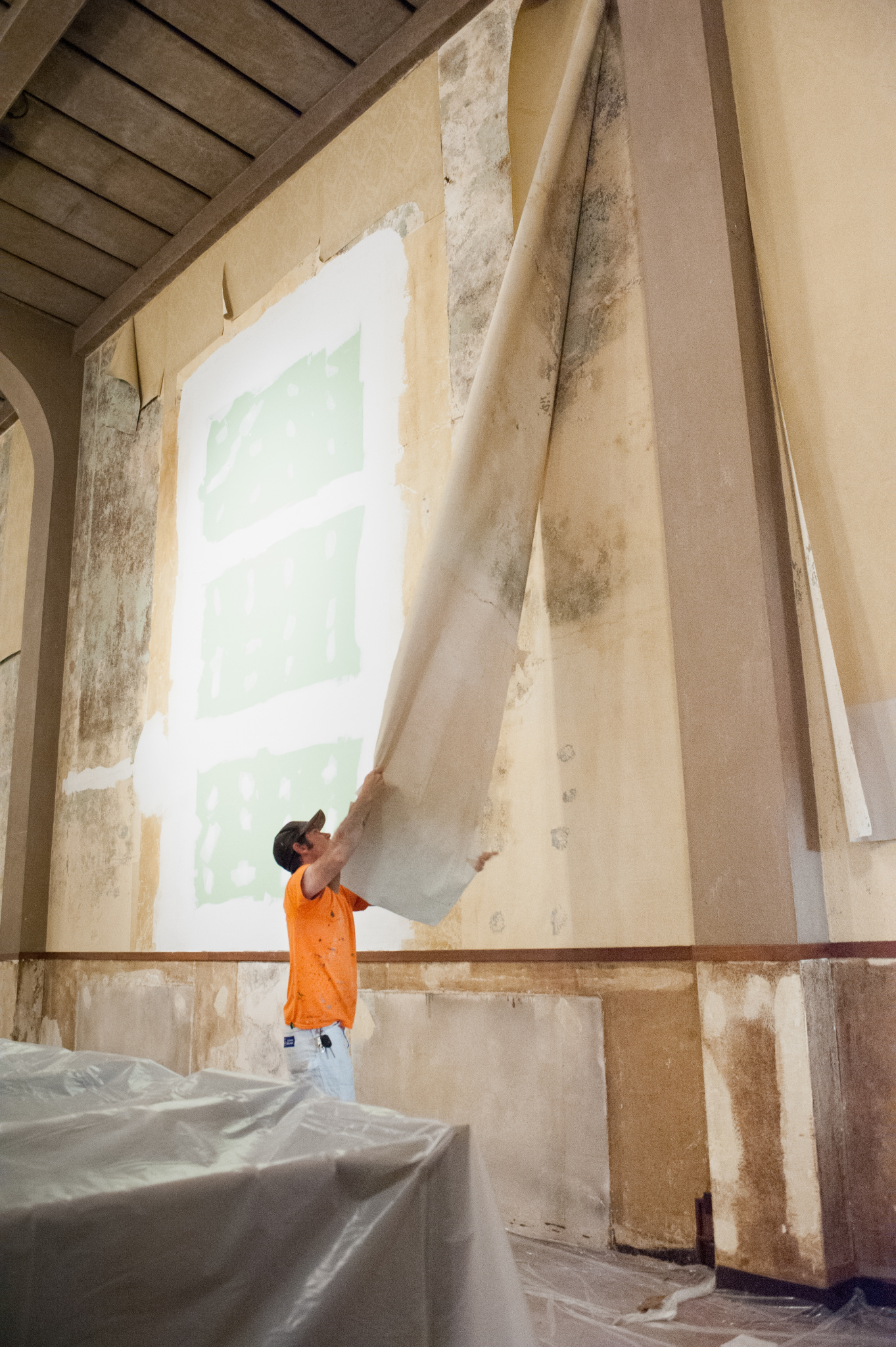 Removing the wallpaper in War Memorial Chapel
