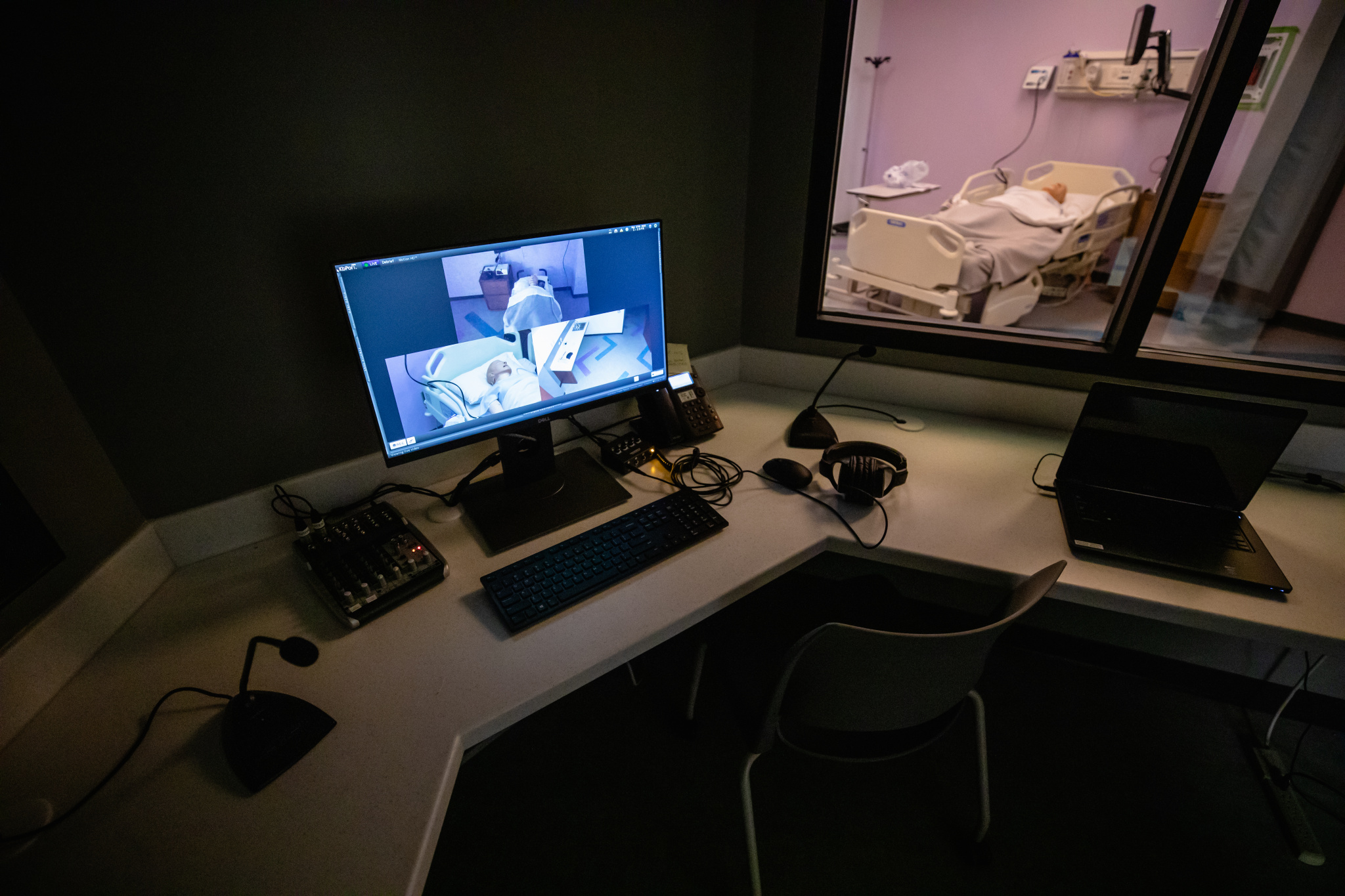 Photo of the observation room of a simulation lab (Photo 
 by Derek Eckenroth)