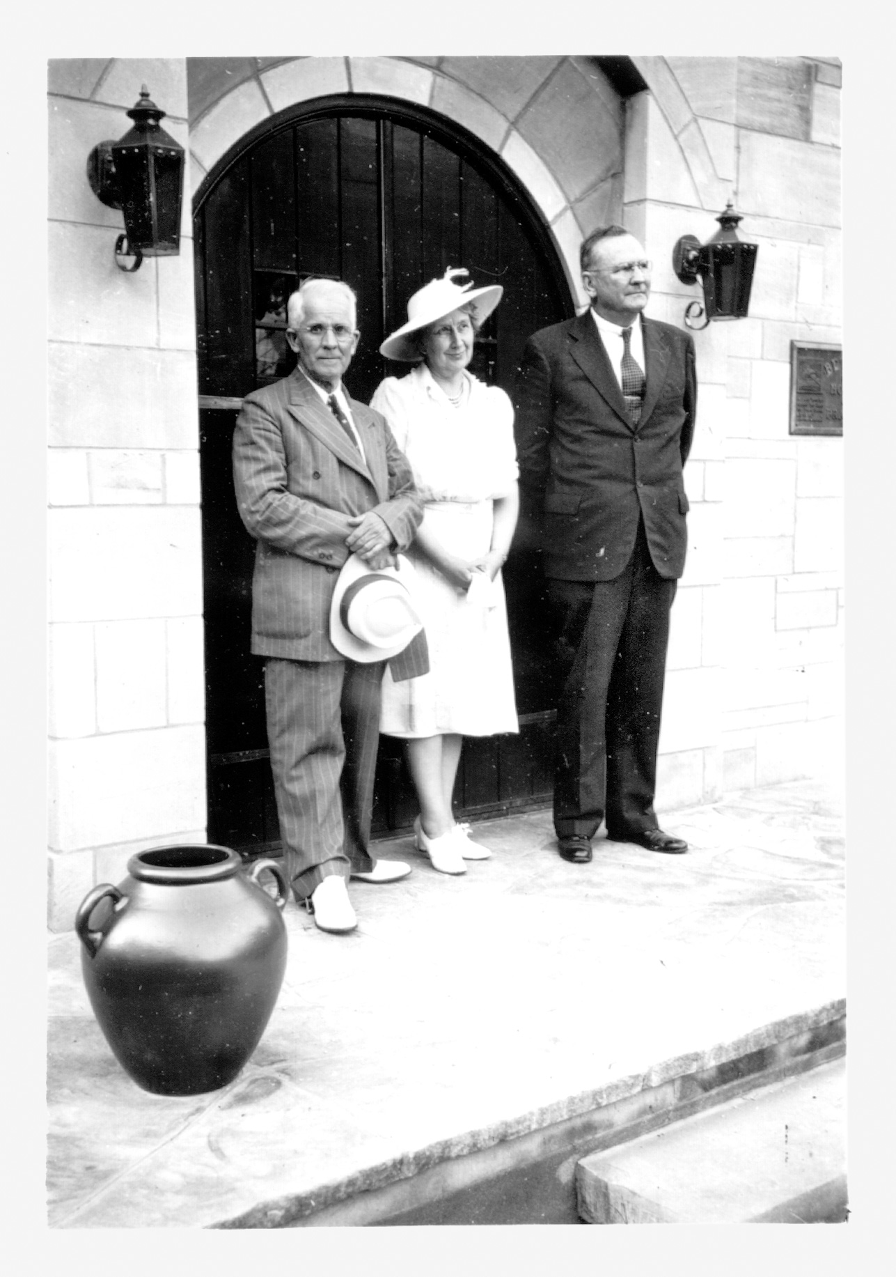 Ernest Reveal and his wife with Bob Jones Sr., c. 1930